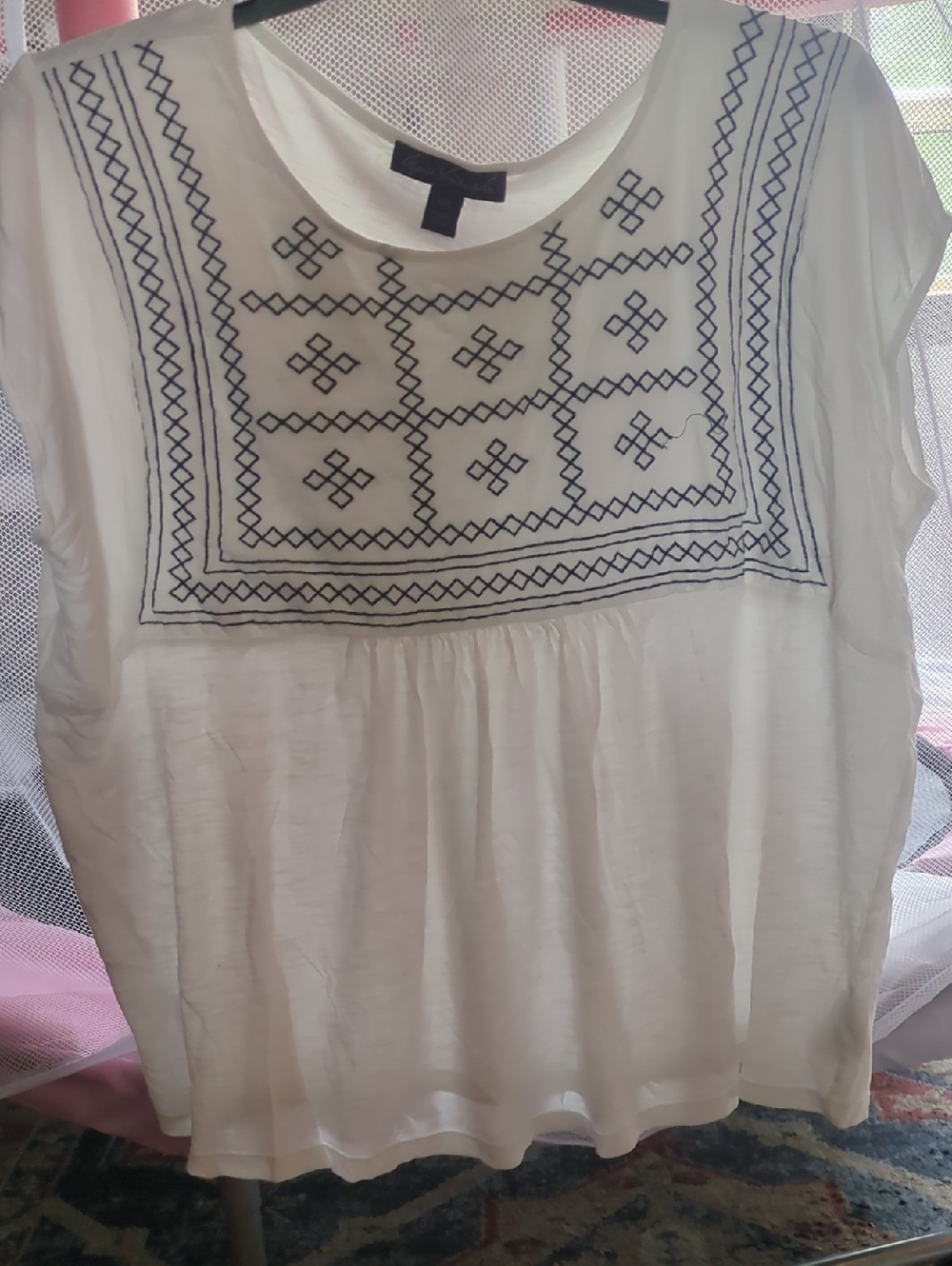 XXL - Gloria Vanderbilt Embroidered Peasant Top